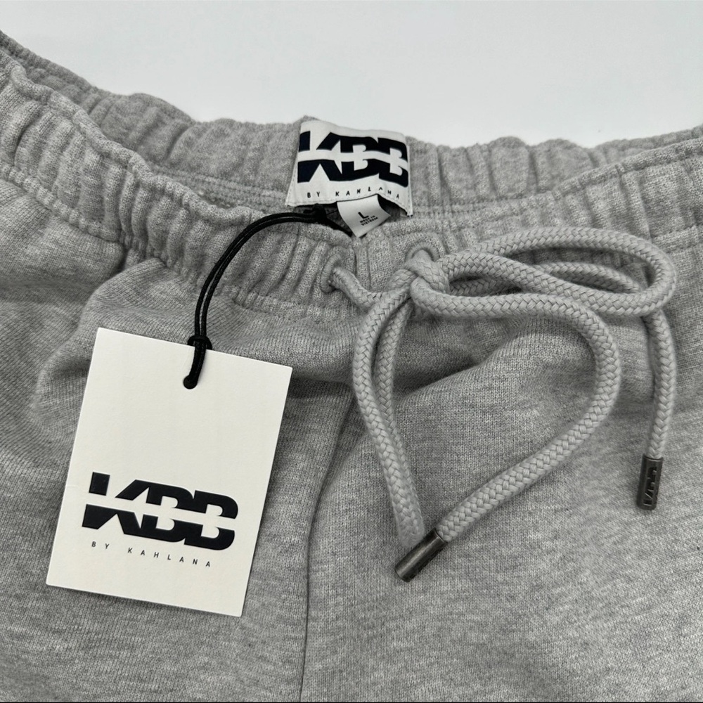 NWT KBB Women's Gray Sweatpants “The Dwayne” sweats. Size L. Oversized, soft! - Picture 4 of 8